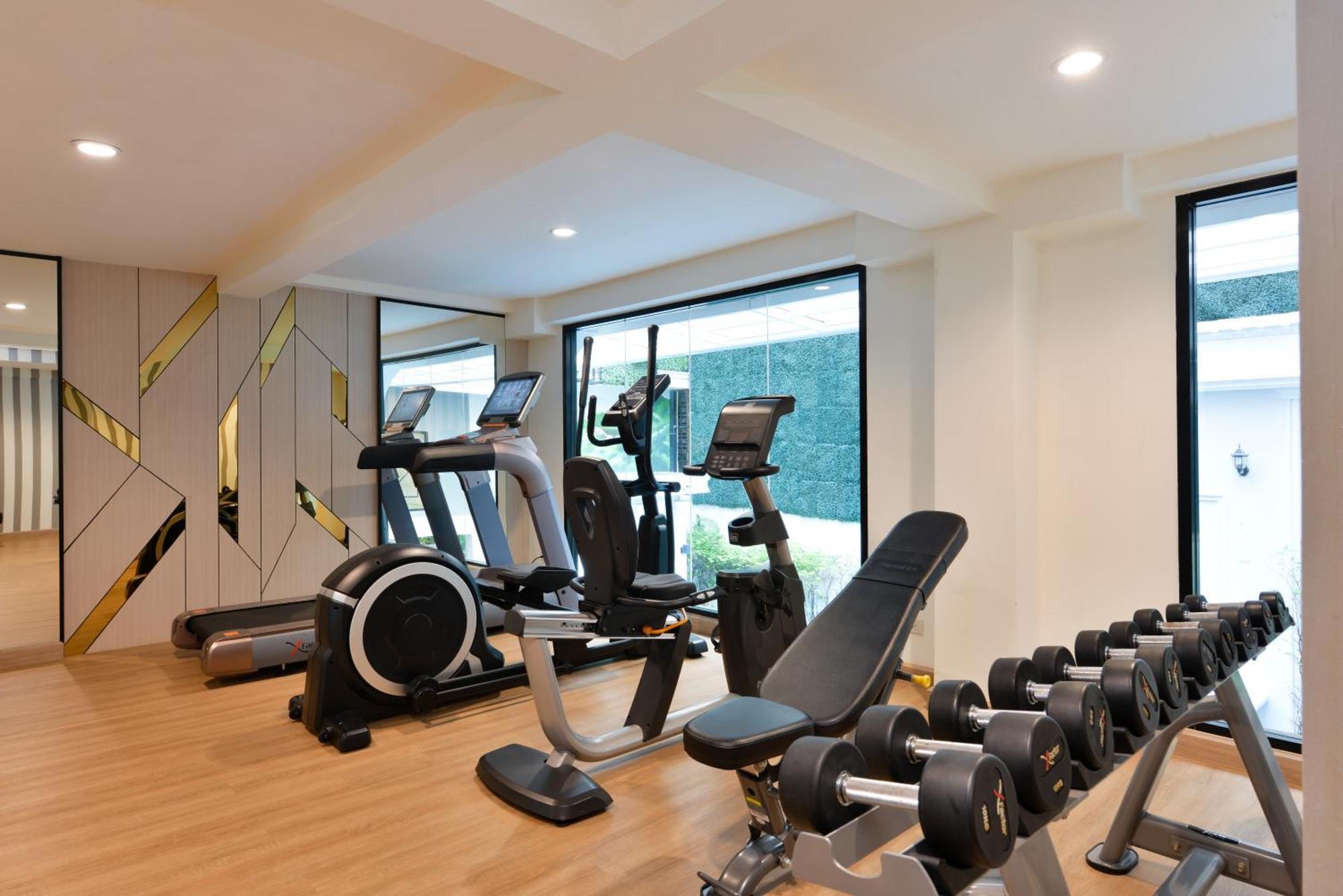 Villa De Pranakorn - Relais&Châteaux Banguecoque Exterior foto The gym at the hotel